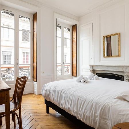 Dify Castries Quartier Ainay Apartment Лион Екстериор снимка